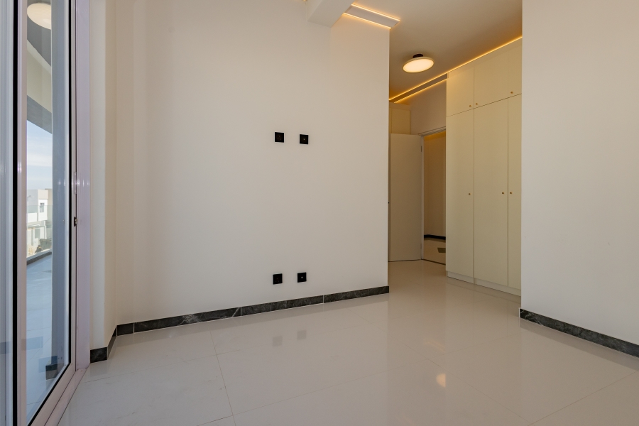 4 Bedroom Property for Sale in Sandown Western Cape